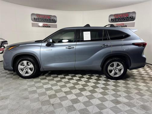 2021 Toyota Highlander Hybrid LE