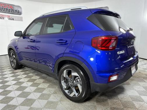 2022 Hyundai VENUE SEL