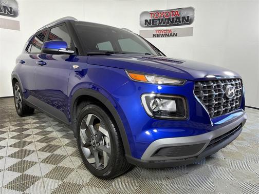 2022 Hyundai VENUE SEL