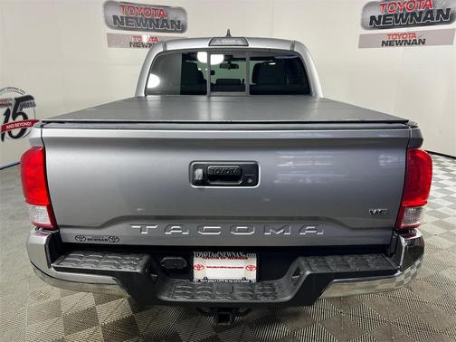 2016 Toyota Tacoma SR5