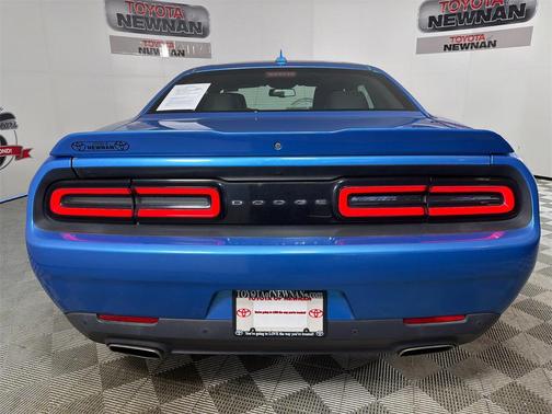 2015 Dodge Challenger SXT Plus