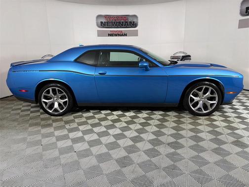 2015 Dodge Challenger SXT Plus