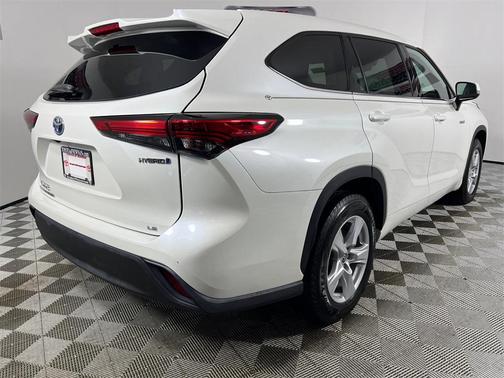 2021 Toyota Highlander Hybrid LE