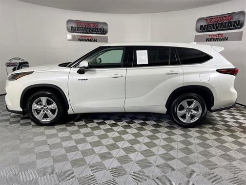 2021 Toyota Highlander Hybrid LE