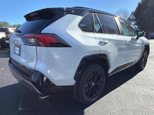 2025 Toyota RAV4 Hybrid SE