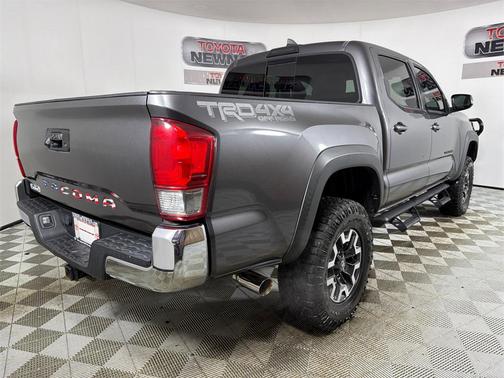 2017 Toyota Tacoma Base