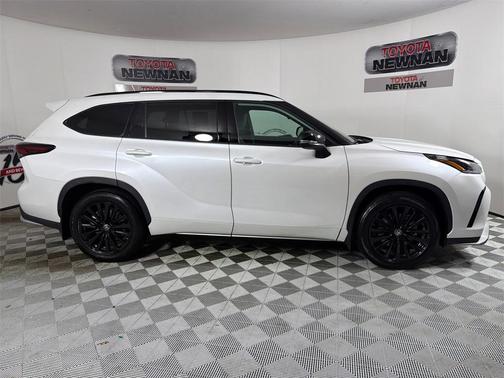 2024 Toyota Highlander XSE