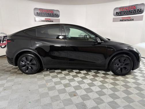 2024 Tesla Model Y Long Range Dual Motor All-Wheel Drive