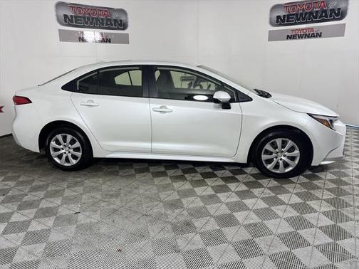 2024 Toyota Corolla Hybrid LE