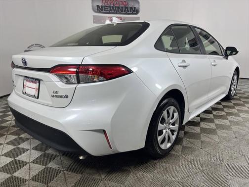 2024 Toyota Corolla Hybrid LE