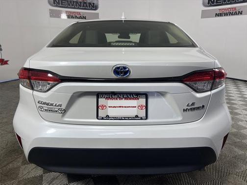 2024 Toyota Corolla Hybrid LE
