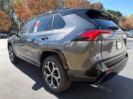 2025 Toyota RAV4 Hybrid SE