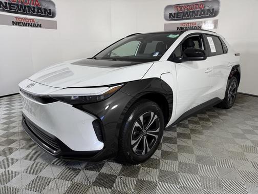 2024 Toyota bZ4X XLE