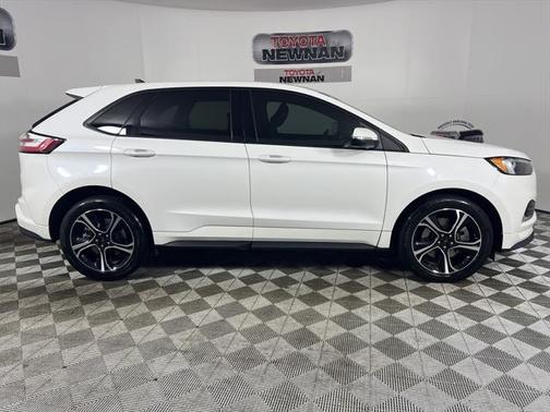 2023 Ford Edge ST
