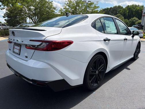Ice 2026 Toyota Camry Nightshade