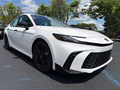 Ice 2026 Toyota Camry Nightshade