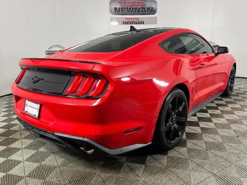 2020 Ford Mustang EcoBoost
