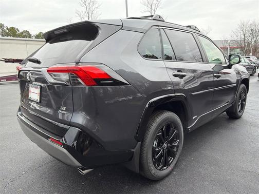 2025 Toyota RAV4 Hybrid SE