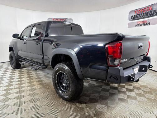 Midnight Black Metallic 2019 Toyota Tacoma TRD Off Road