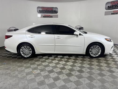 2017 Lexus ES 350 Base