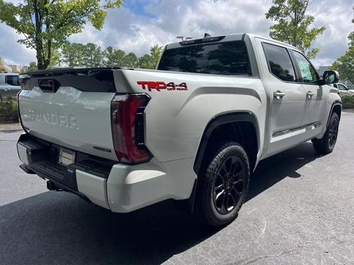 2025 Toyota Tundra Hybrid Platinum