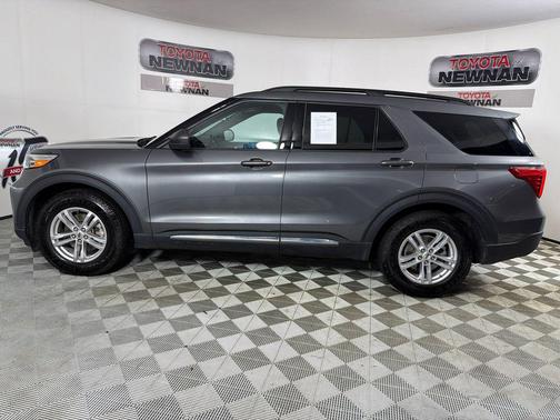 Carbonized Gray Metallic 2023 Ford Explorer XLT