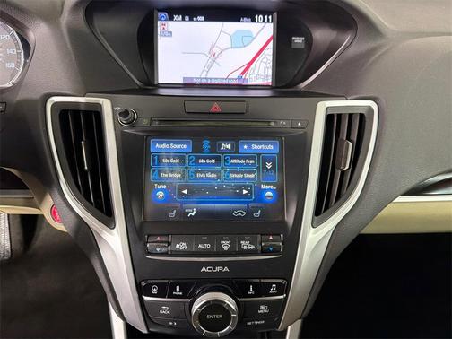 2017 Acura TLX w/Technology Package