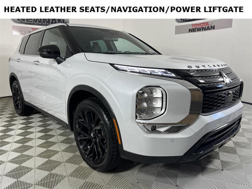 2023 Mitsubishi Outlander SE Black Edition 2WD