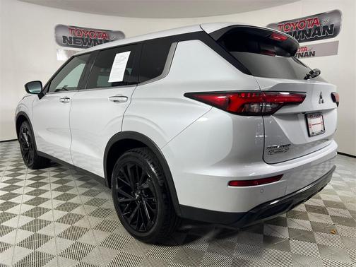 2023 Mitsubishi Outlander SE 2.5 2WD