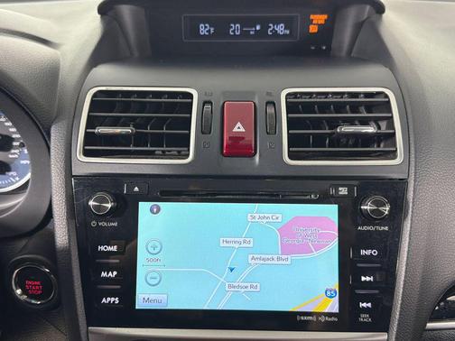 Crystal White Pearl 2017 Subaru Crosstrek 2.0i Limited