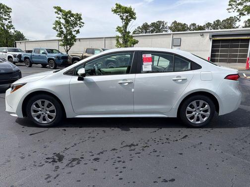 Pearl 2026 Toyota Corolla LE