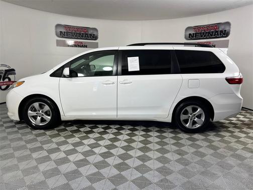 2015 Toyota Sienna LE