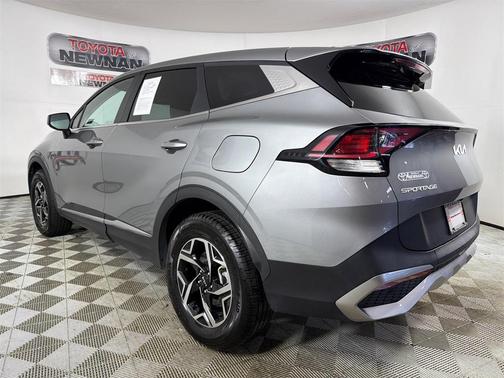 2024 Kia Sportage LX