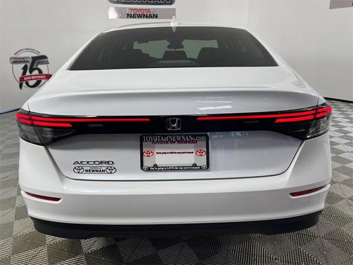 2025 Honda Accord LX 1.5T