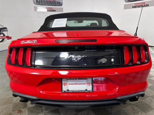 2021 Ford Mustang EcoBoost Premium