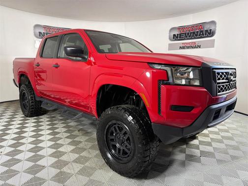 2022 Nissan Frontier S