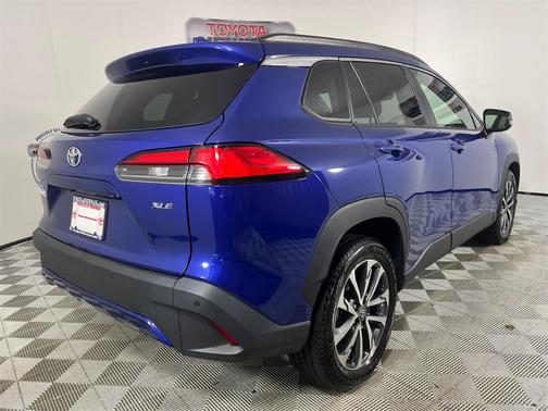 2023 Toyota Corolla Cross XLE