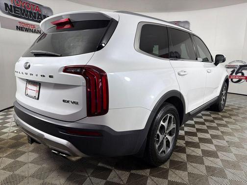 Snow White Pearl 2020 Kia Telluride EX