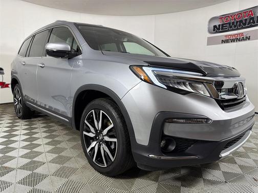 2022 Honda Pilot Touring 8-Passenger