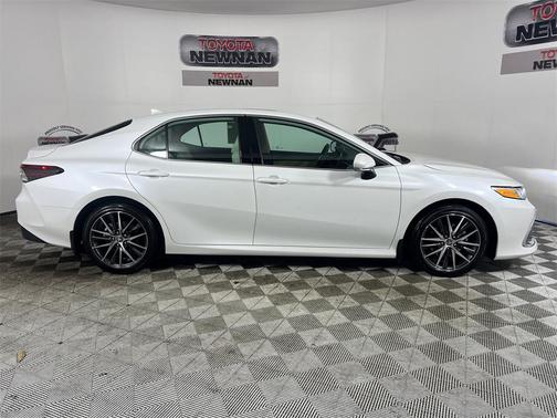 2023 Toyota Camry XLE