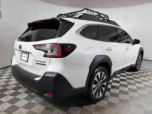 2025 Subaru Outback Touring XT