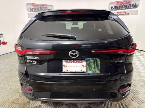 Jet Black Mica 2025 Mazda CX-70 3.3 Turbo Preferred Package