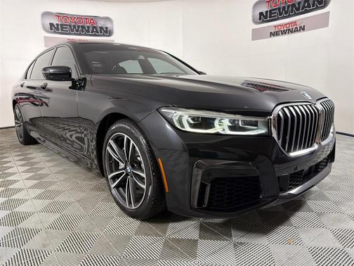 2020 BMW 740 740i