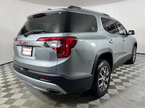 2023 GMC Acadia FWD SLT