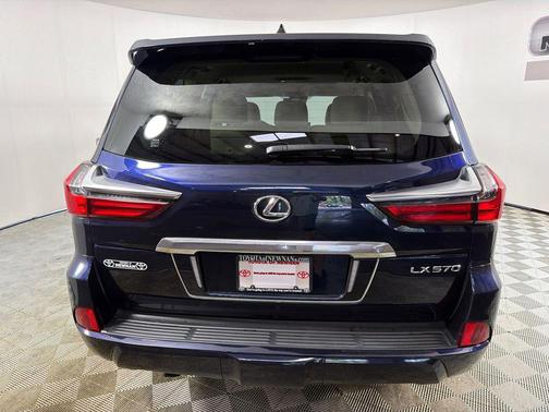 2019 Lexus LX 570 Base