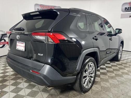 2023 Toyota RAV4 XLE Premium