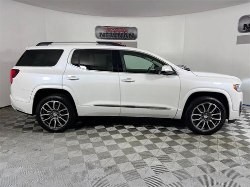 2022 GMC Acadia Denali