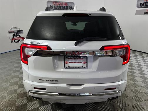 2022 GMC Acadia Denali