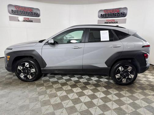 Cyber Gray Metallic 2024 Hyundai KONA SEL
