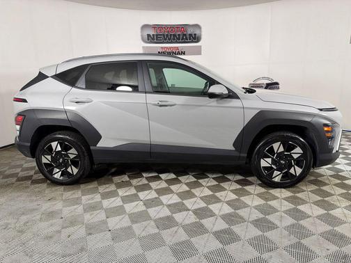 Cyber Gray Metallic 2024 Hyundai KONA SEL